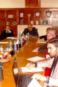 منتدى المثقفين يبحث مع بلدية قلقيلية تحسين الخدمات