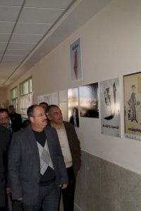 الجامعة العربية الأمريكية في جنين تستضيف معرضا تشكيلي يتعلق بالواسطة والمحسوبية