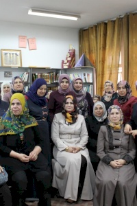 معلمات في مواجهة الفساد