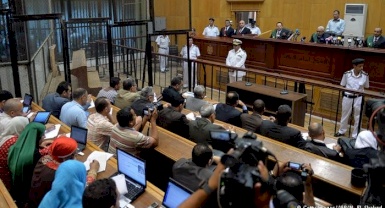 إحالة وزير مصري سابق إلى محكمة الجنايات في قضية فساد