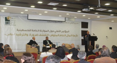  Management of Available Public funds …Tri-dimensional crisis: Net lending, Salaries and wages, Public Debt