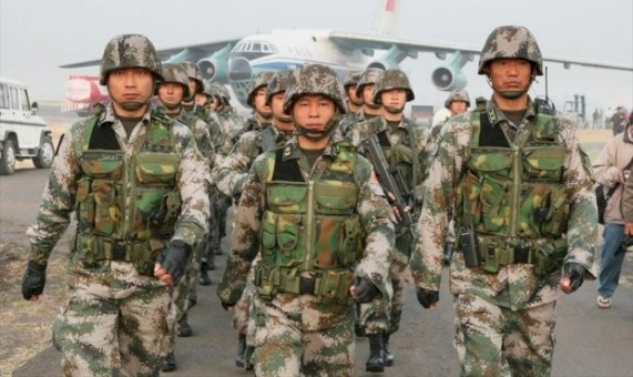 التحقيق مع 14 ضابطًا بالجيش الصيني في تهم فساد