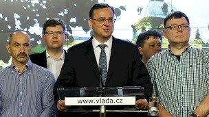 استقالة رئيس الوزراء التشيكي في أعقاب فضيحة فساد