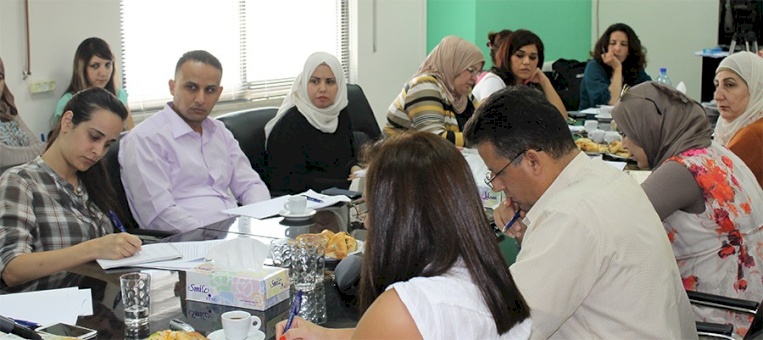 Anti-corruption role of Palestinian women discussed in an assessment paper