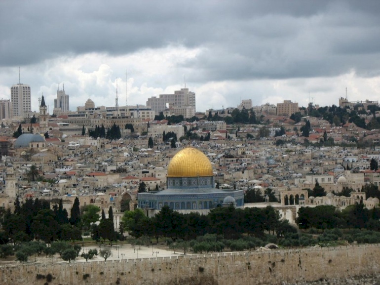 مدينة القدس عنوان الوحدة وساحة للاشتباك