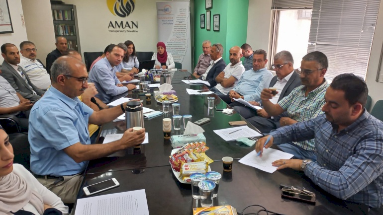 ضعف الشفافية والرقابة وعدم وجود خطة حكومية للترشيد والتقشف يفاقم من العجز المالي في الموازنة العامة