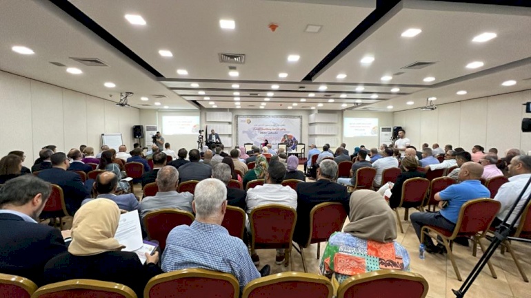 تحت شعار "الاحتلال والانقسام والفساد السياسي حلقة مغلقة يغذي كلٌّ منها الآخر" ائتلاف أمان يطلق تقريره السنوي الخامس عشر حول واقع النزاهة ومكافحة الفساد للعام 2022 استمرار الواقع الحالي يضعف قدرة المواطنين على الصمود