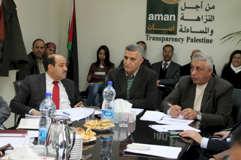 غياب التشريع المعتمد في التعاقد مع الخبراء من قبل مؤسسات السلطة الوطنية، فتح المجال للاستغلال الوظيفي