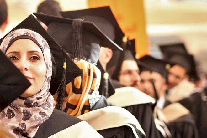 في ظل غياب الرقابة وظلم المؤسسات هل سيبقى الخريج الضحية؟